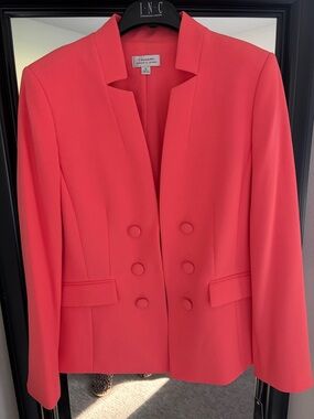 Tahari Coral Double-Breasted Blazer Jacket/ suit pants